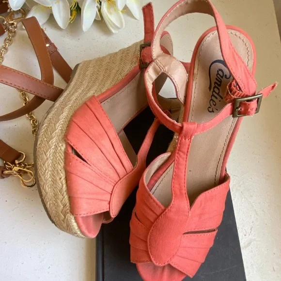 Candie's Shoes Candies Women Wedge Sandals Size Strappy